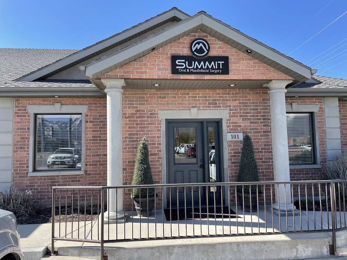 Summit Oral & Maxillofacial Surgery photo 2