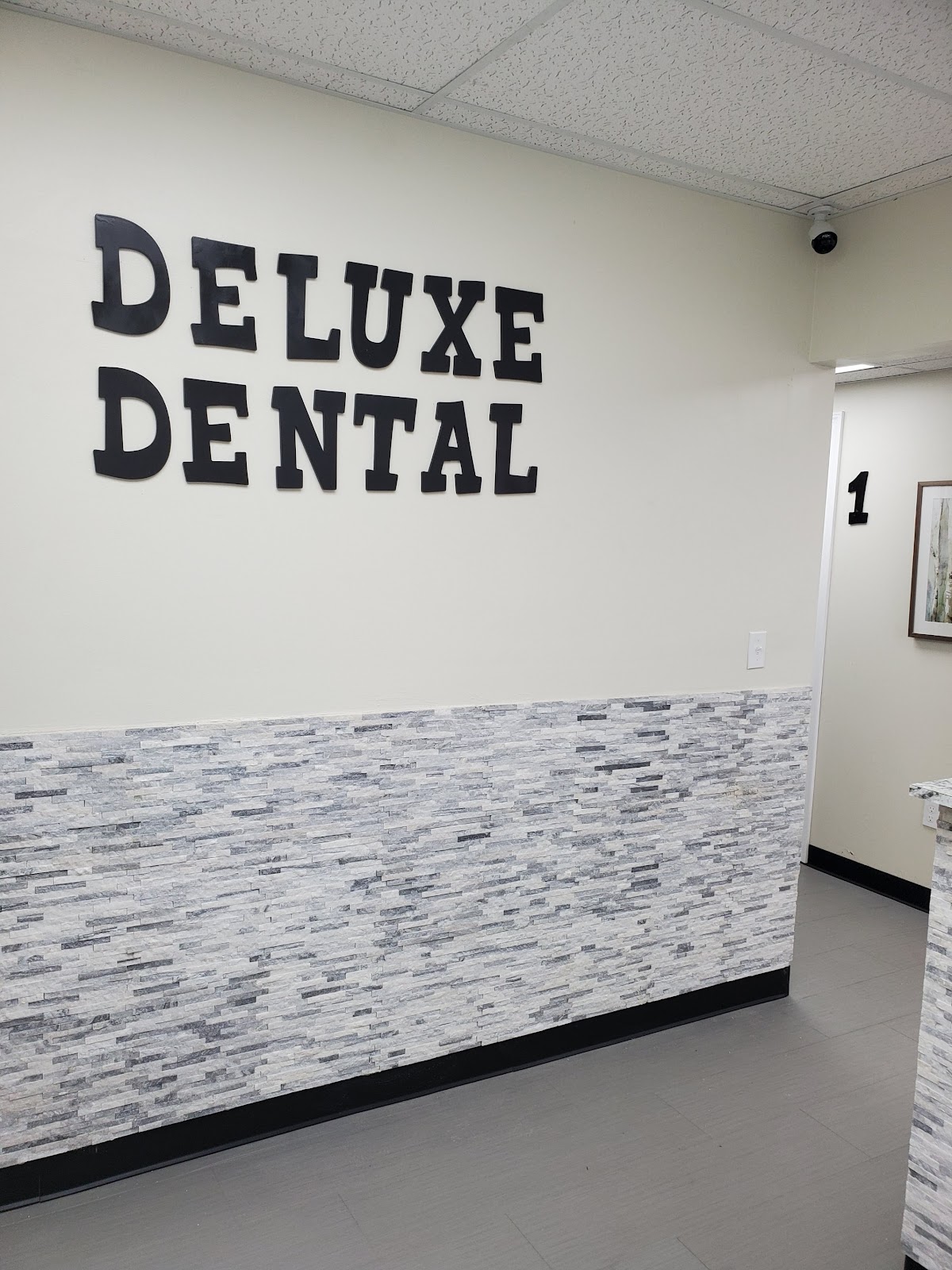 Deluxe Dental Mount Morris photo 3