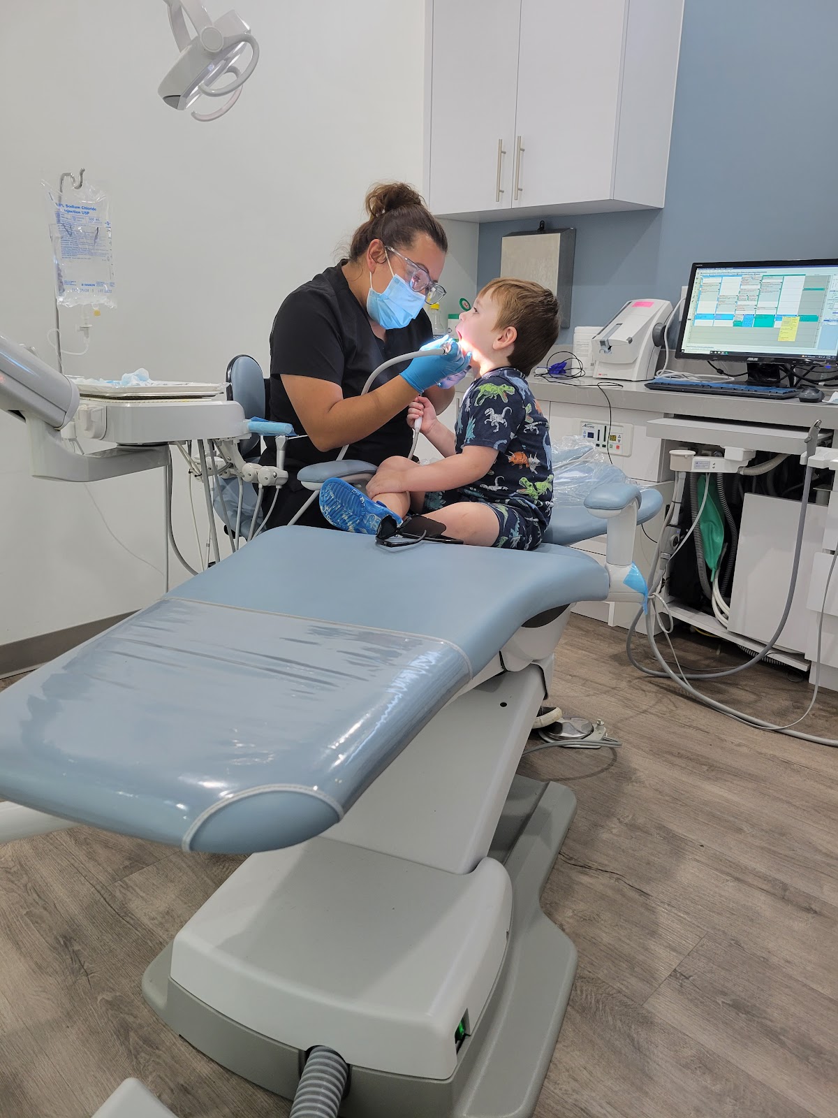 Dentique Smiles | Conroe photo 2