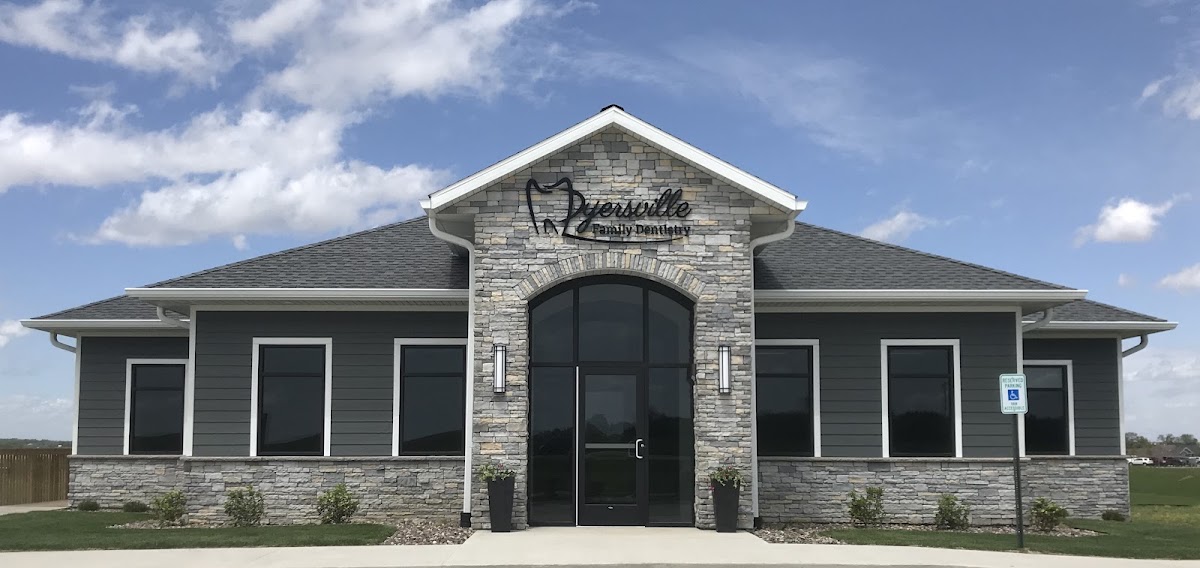 Dyersville Family Dentistry photo 1