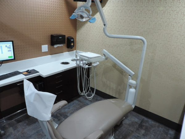 Jl Cazares Dds Pa photo 2