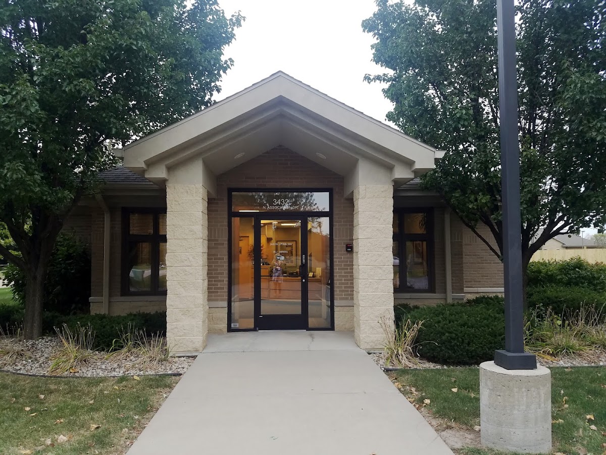 Rlj Dental photo 3