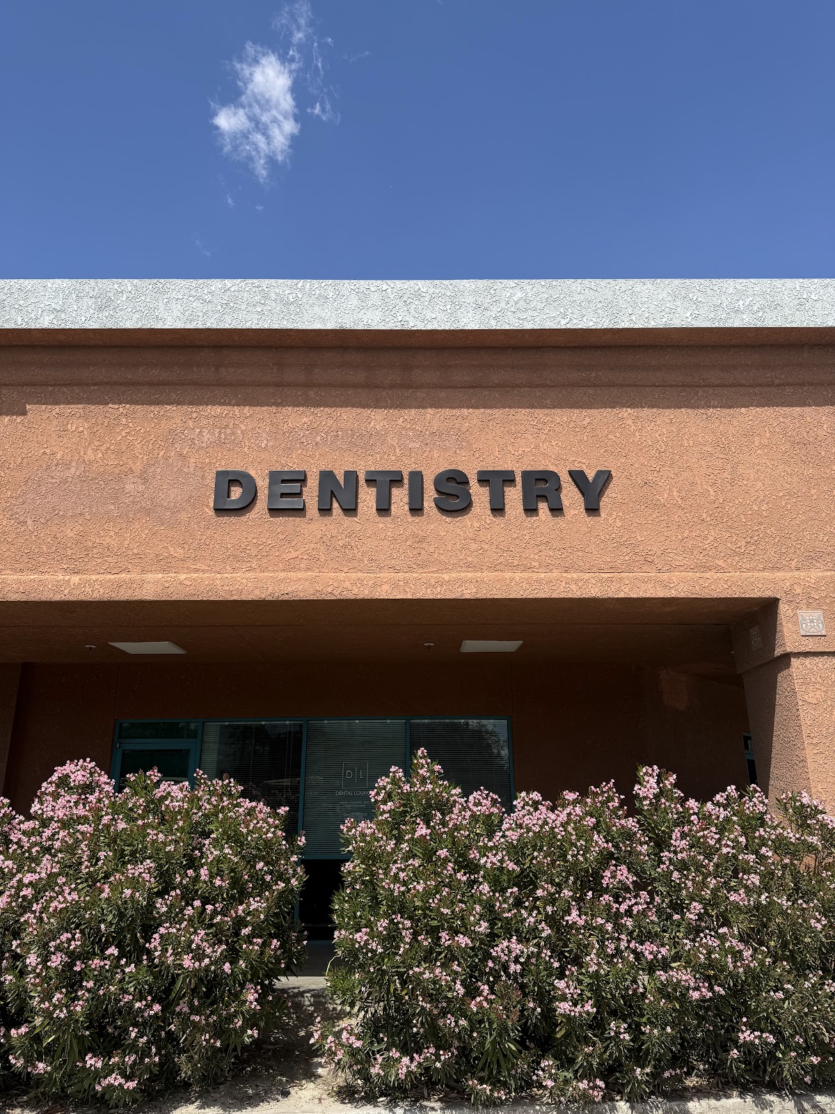 Dental Lounge photo 6