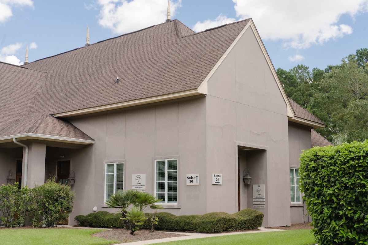 Lowcountry Periodontics & Dental Implants - Lee E. Oppenheimer DDS; Kane W. Ramsey, DMD & Daniel J. Brockway, DMD, Ms photo 1