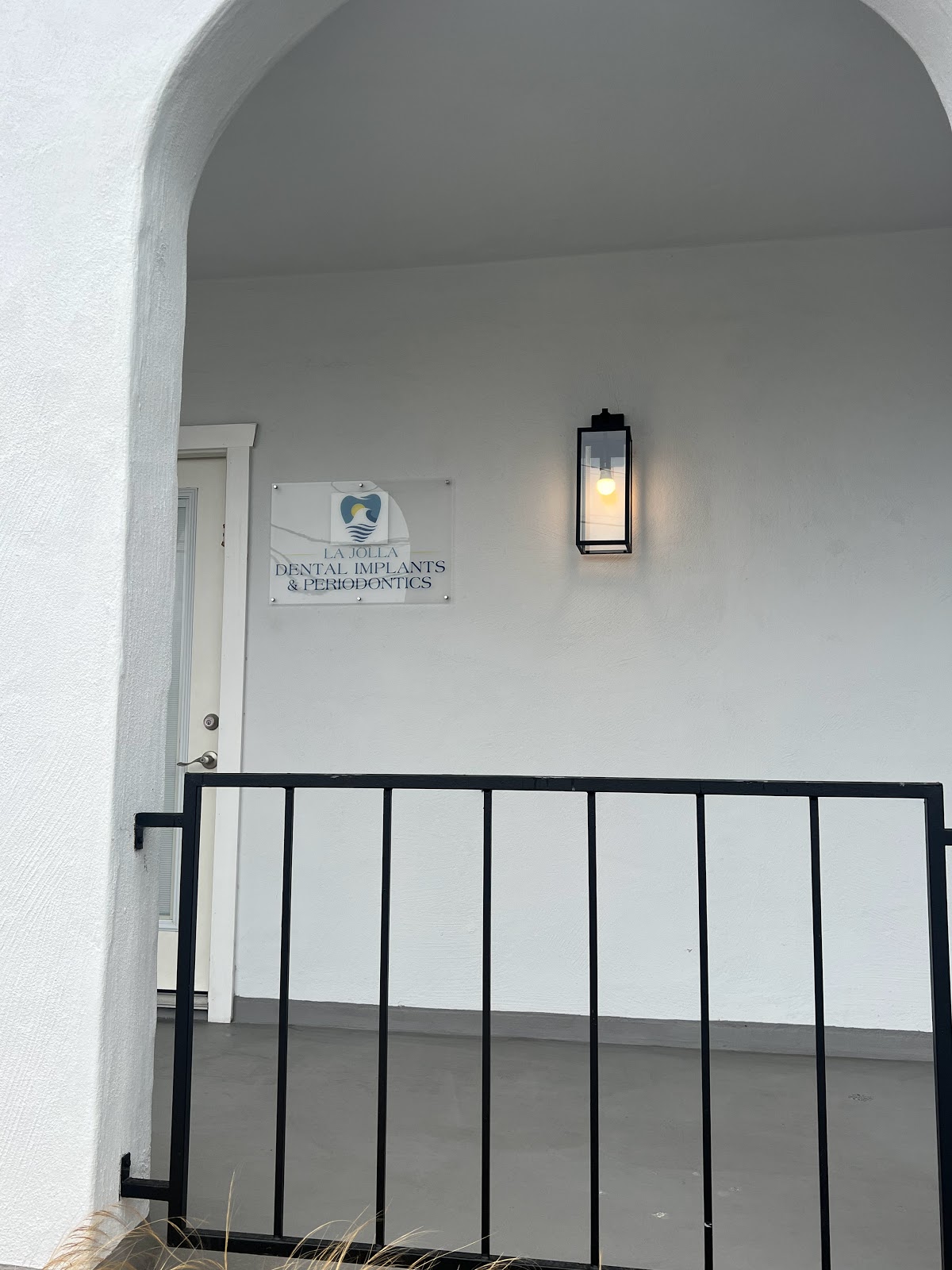 La Jolla Dental Implants & Periodontics photo 5