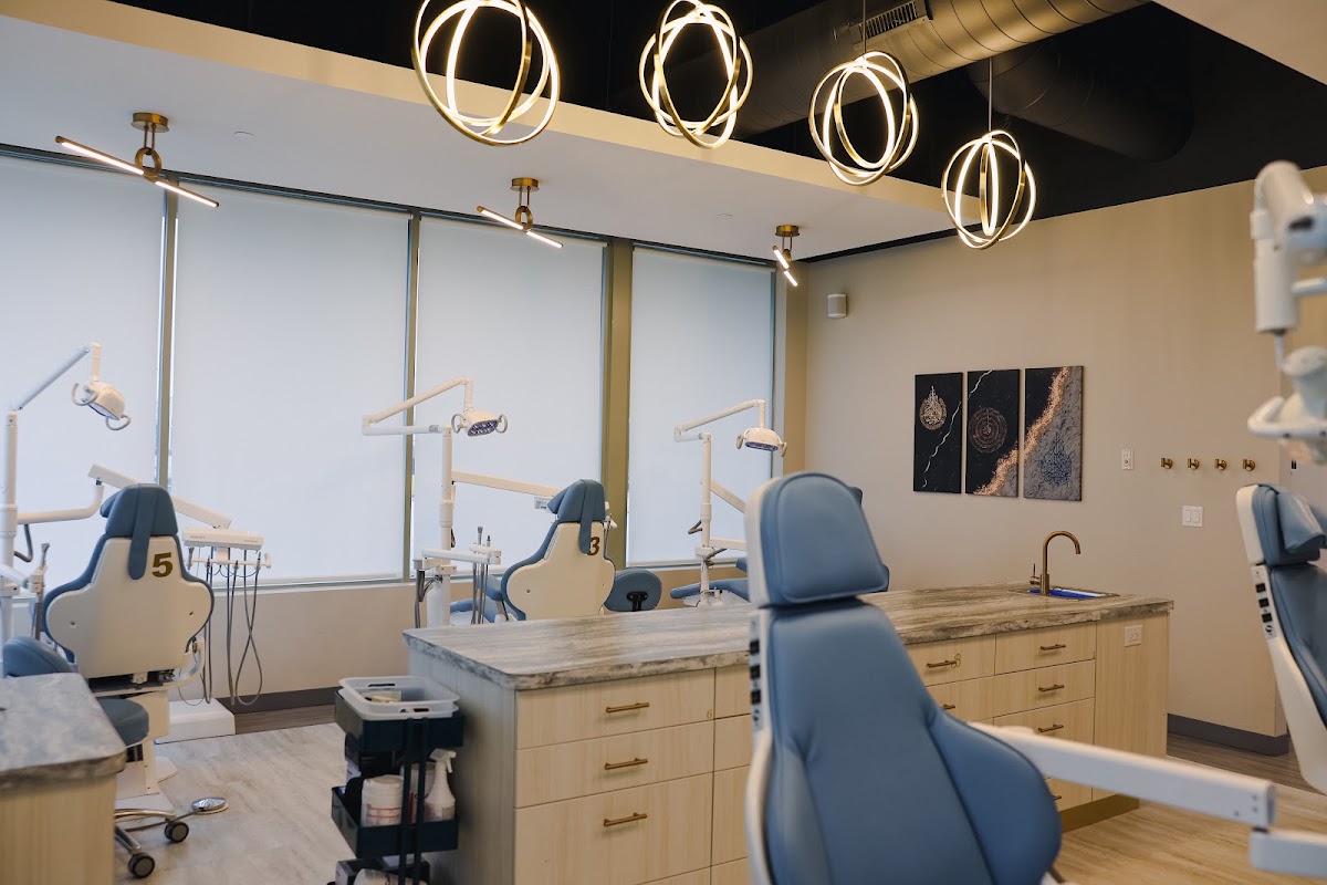 Ace Dental Center - Lombard photo 3