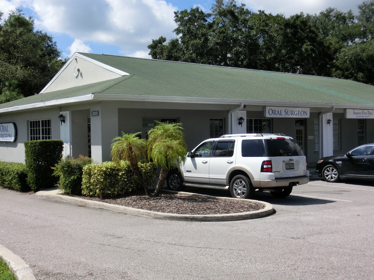 Tampa Bay Institute of Oral Surgery and Dental Implants photo 1