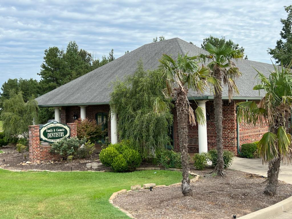 Gateway Dental & Implant Center photo 2