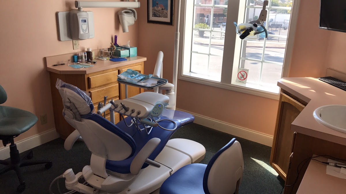 La Mesa Smiles & Implant Dentistry photo 4