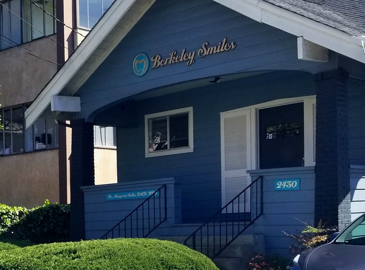Berkeley Smiles photo 3
