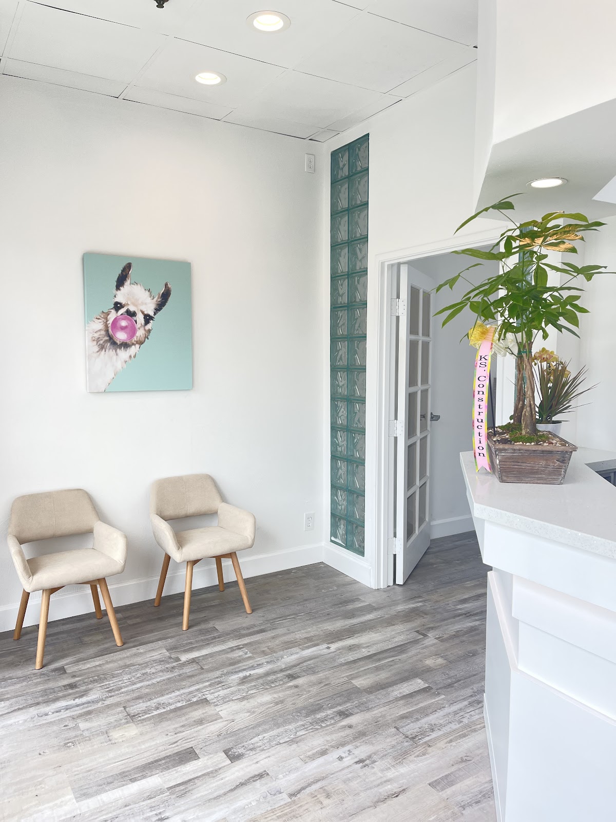 Dr. Youngmo Kang - Cypress Dental Implant Center photo 3