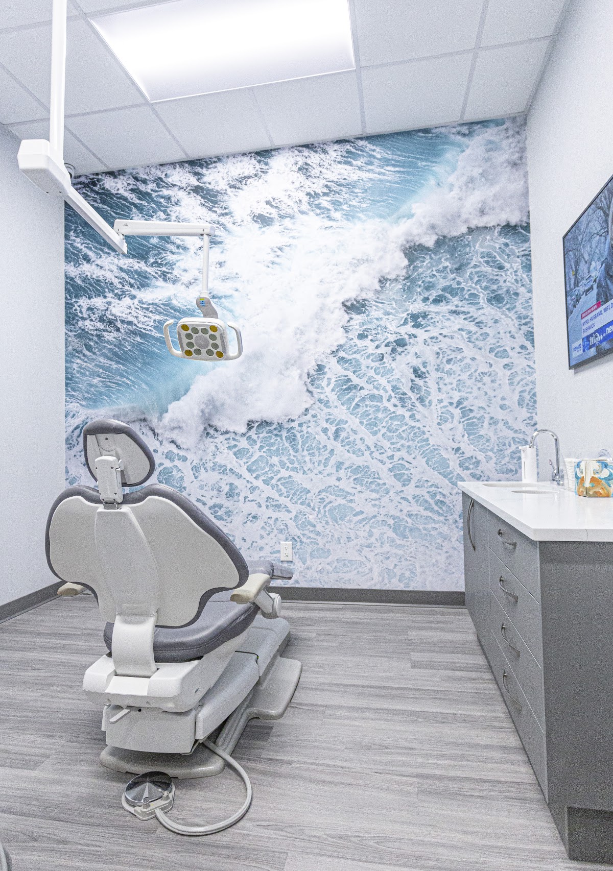 Four Ever Smile Dental Implant Center photo 2