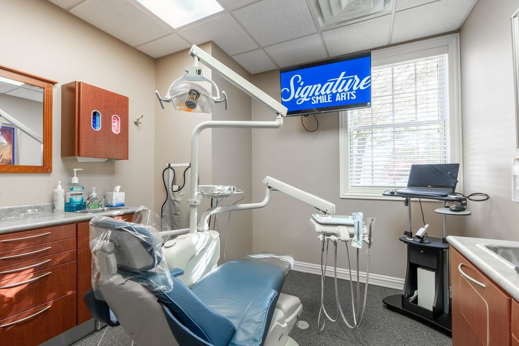 Signature Smile Arts - Dentist in Downtown, Chicago photo 2