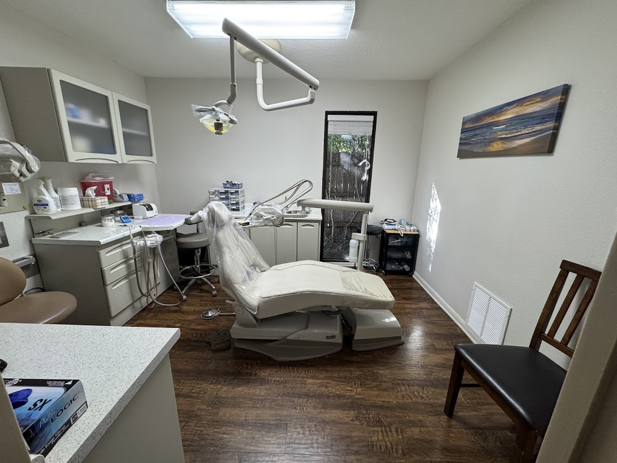 Call Field Dental photo 2
