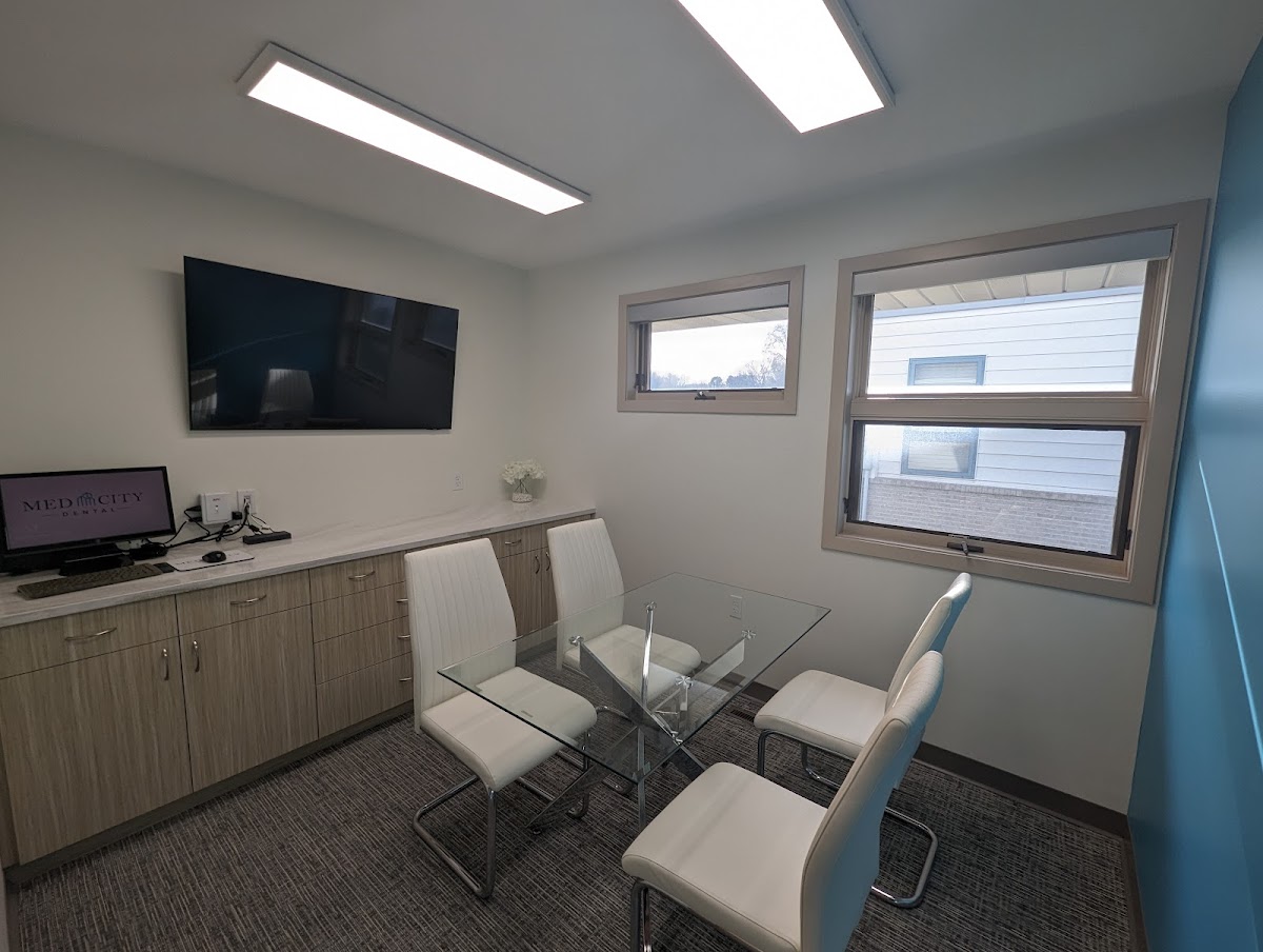 Med City Dental photo 4