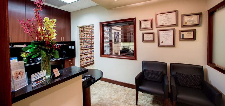 Advanced Center for Cosmetic and Implant Dentistry photo 3