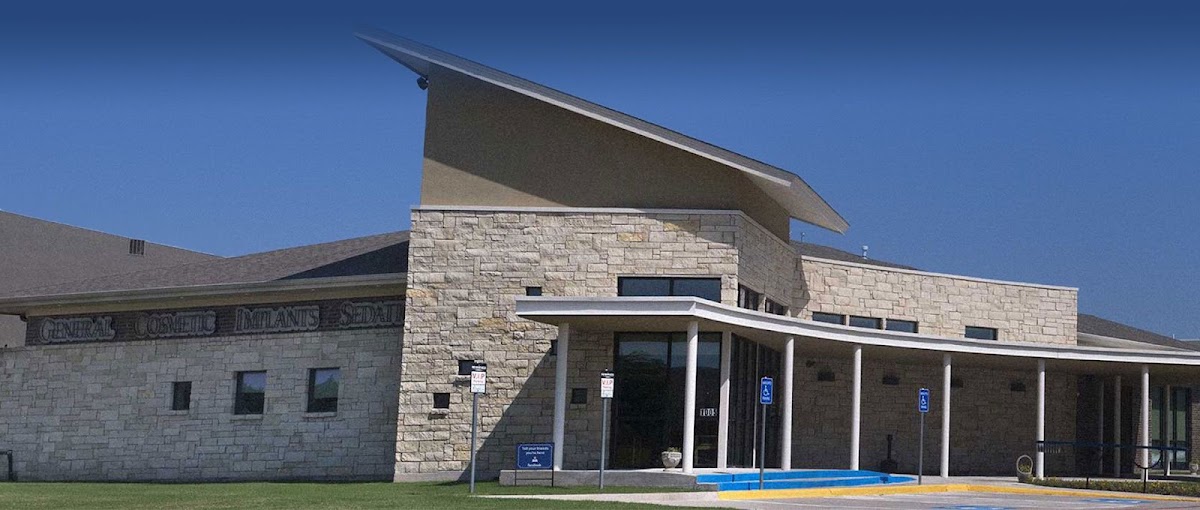 Dr. Sam's Premier Dentistry photo 4