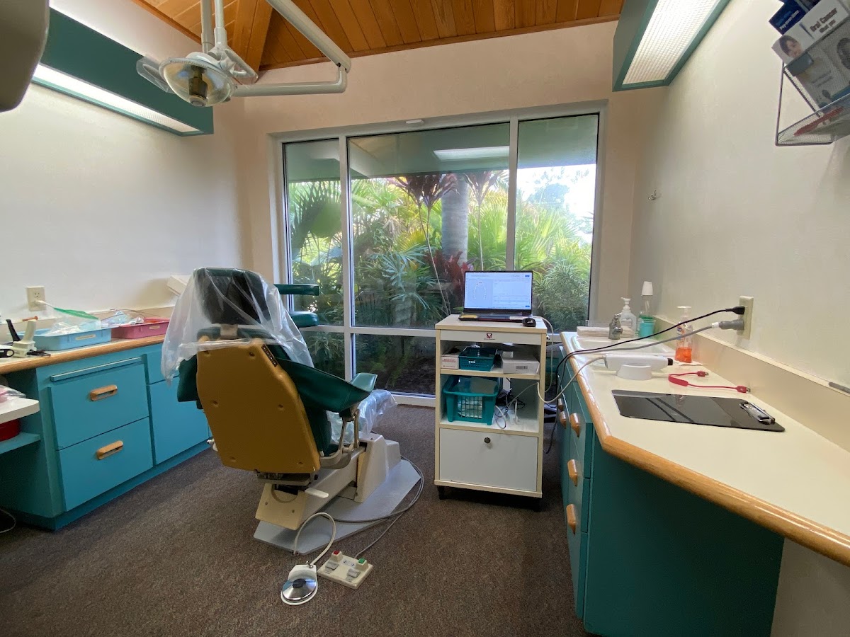 Largo Dental and Implant Center photo 1