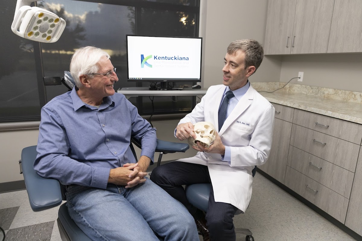 Kentuckiana Oral Maxillofacial & Dental Implant Surgery photo 4