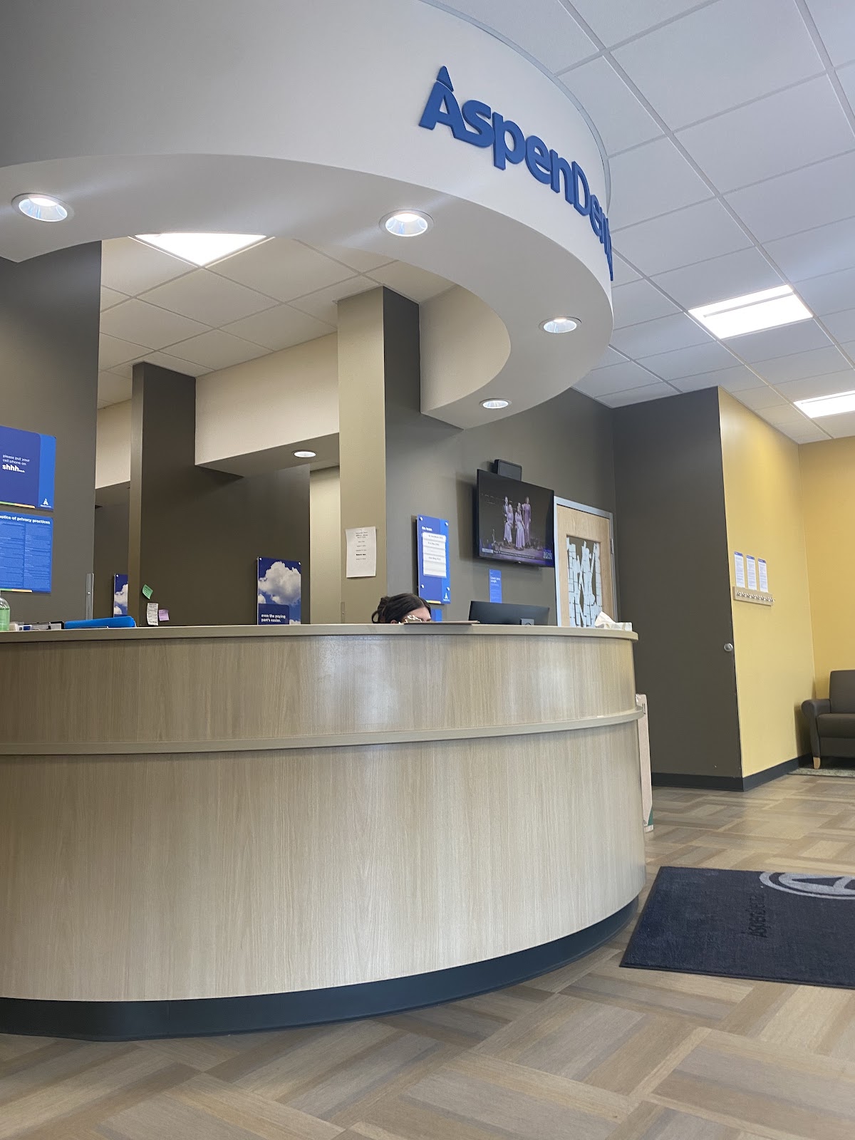 Aspen Dental - Chicago photo 1