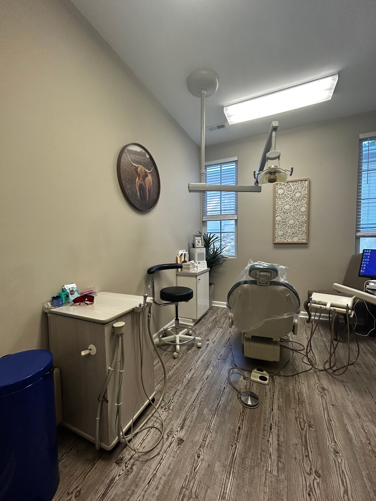 Roanoke Dental Center - Electric Rd photo 1