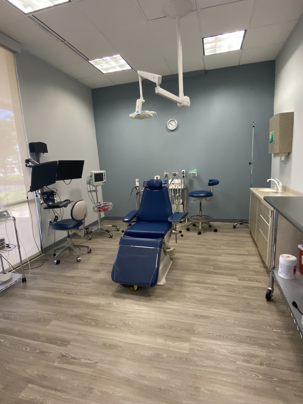 Pinellas Oral Surgery and Implant Center photo 1
