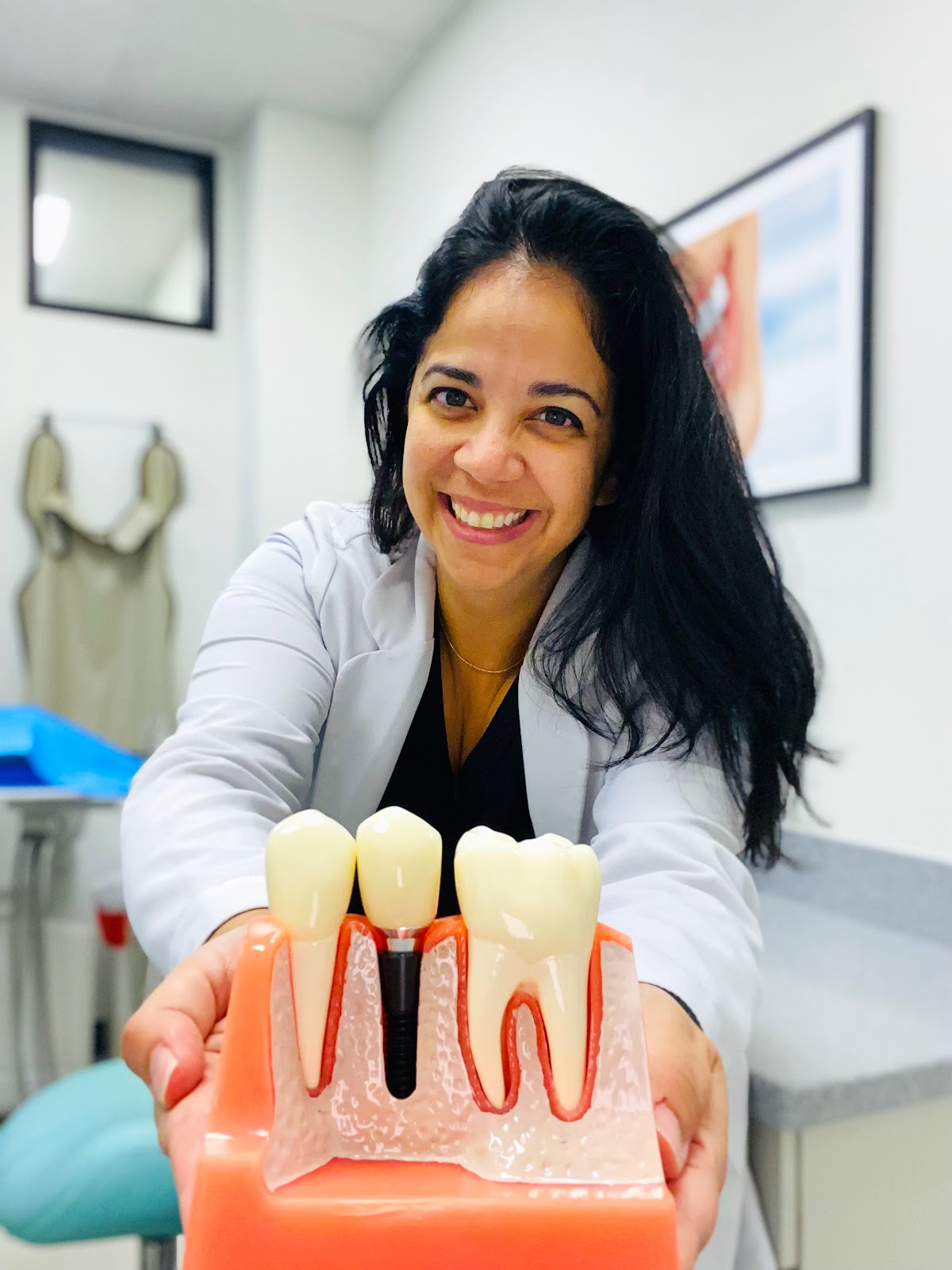 Periodontics and Implant Center of Naples: Dr. Jennifer Araya photo 6