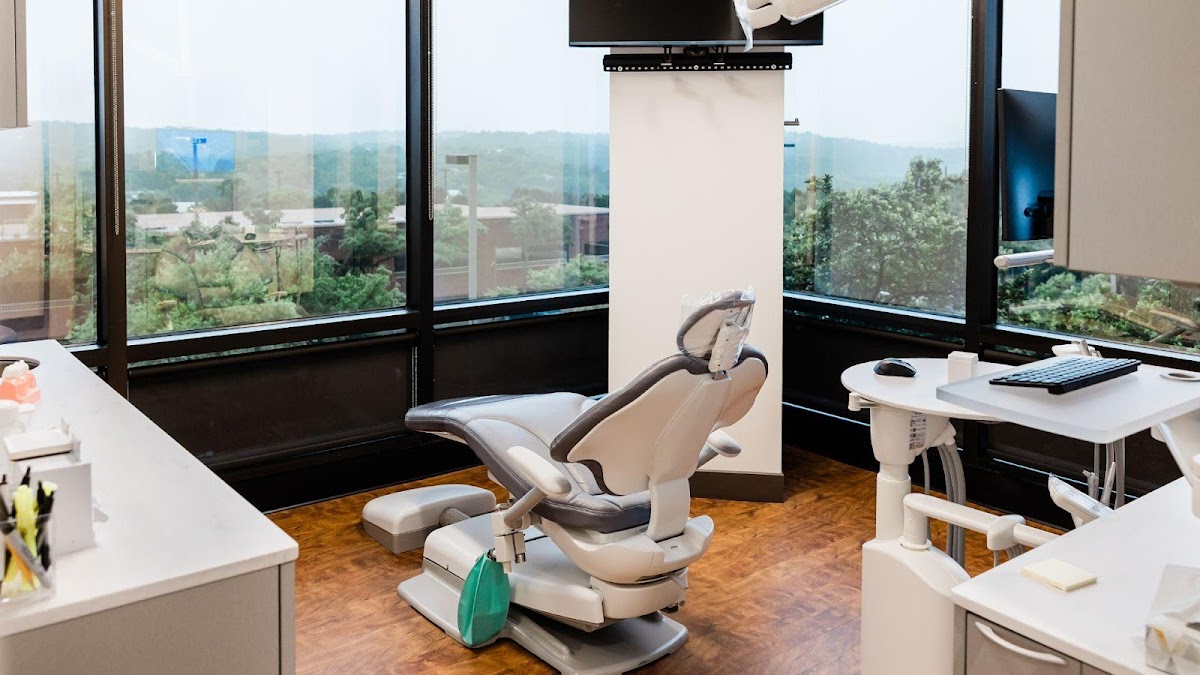 Barton Oaks Dental Group photo 4