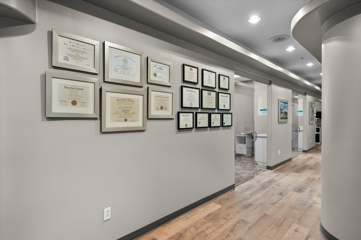 Peninsula Oral Surgery & Implants photo 4