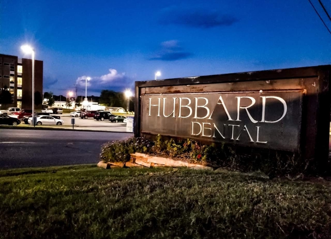 Hubbard Dental Care: Hubbard Robert DDS photo 1
