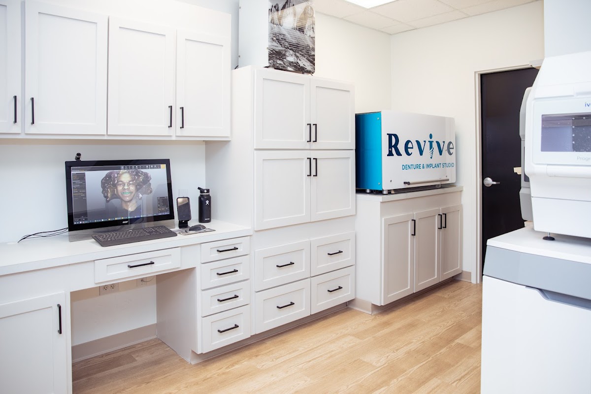 Revive Denture & Implant Studio photo 3