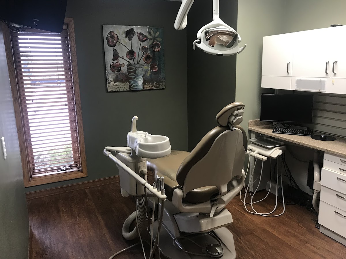 Pechous Dental photo 1