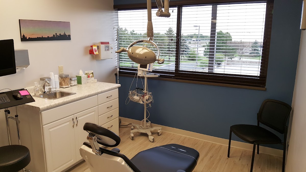 Minnesota Dental Surgery And Implant Center photo 3