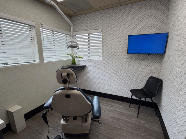 Santa Cruz Oral & Maxillofacial Surgery photo 2