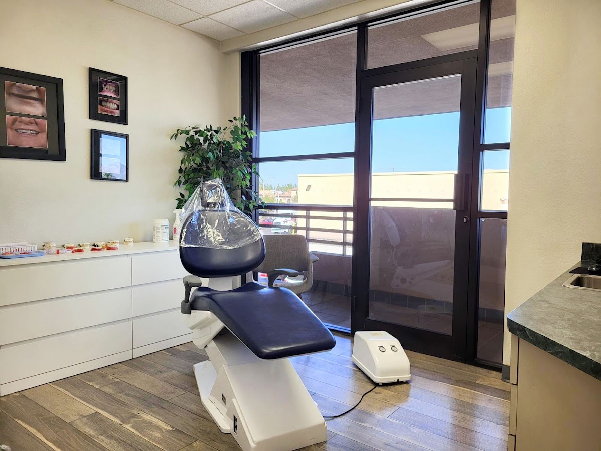 Smile Clinic Arizona Dental Implant Center photo 3