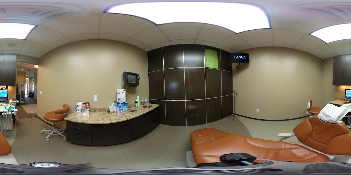 Hanna Dental Implant Center photo 6