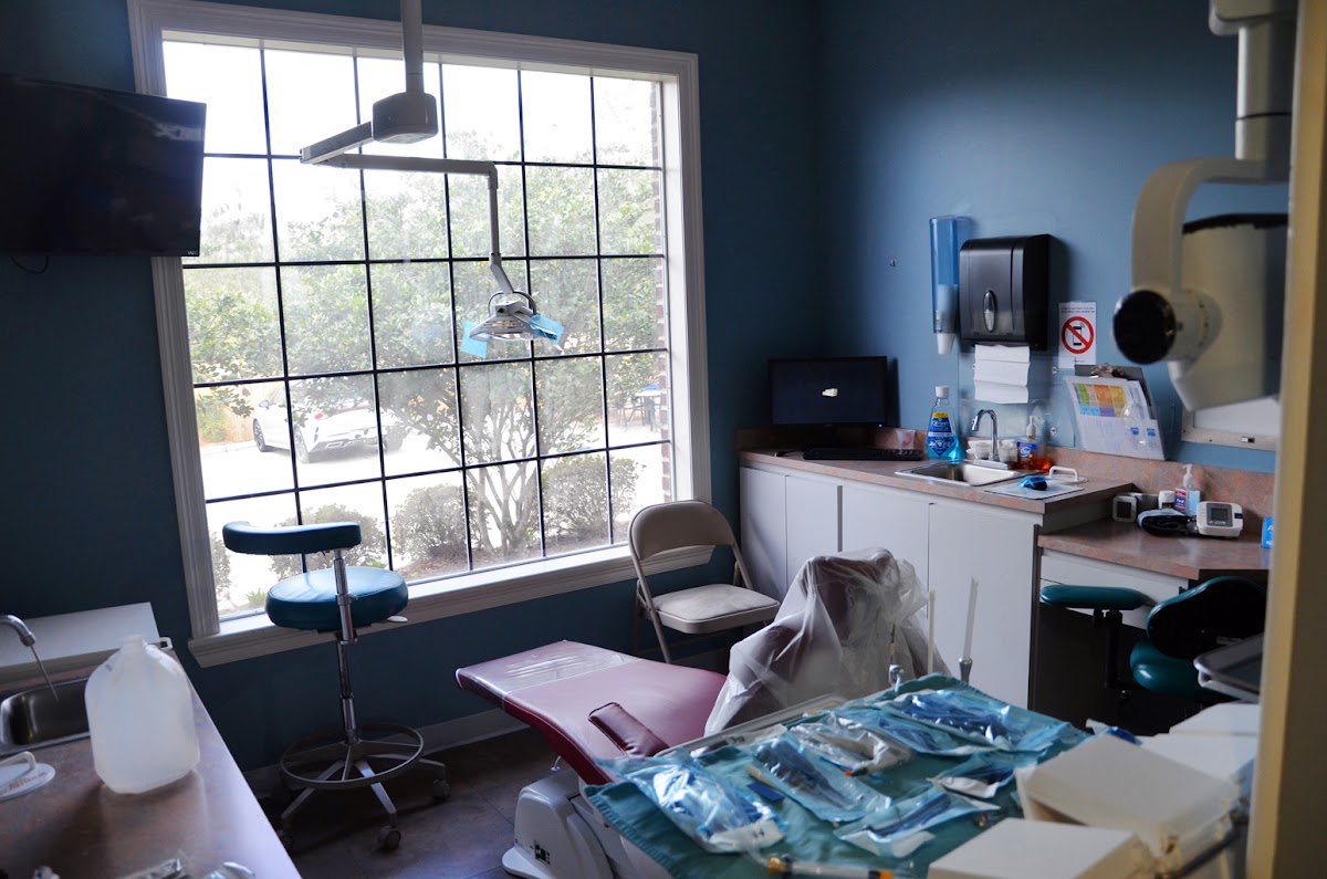 Laurel Dental Group photo 6