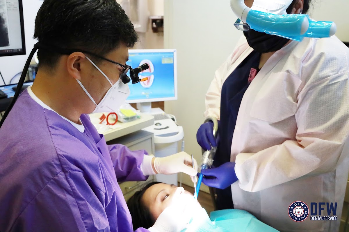 Dfw Dental Service Invisalign Family Cosmetic Implants photo 2