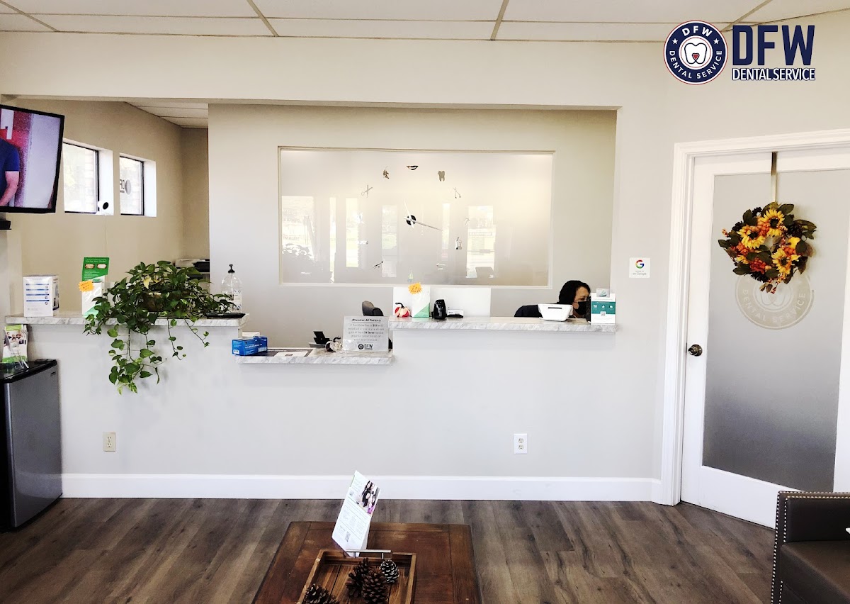 Dfw Dental Service Invisalign Family Cosmetic Implants photo 4