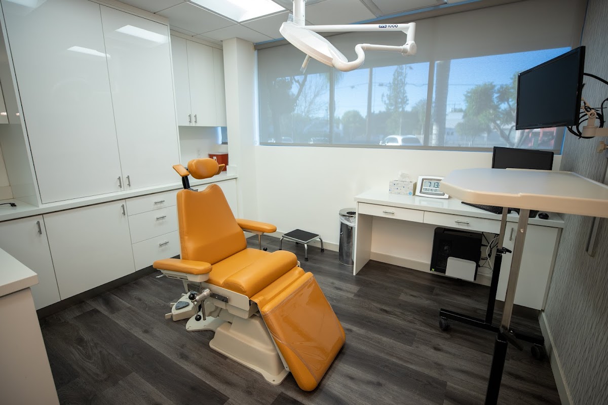 Synergy Dental Implant & Oral Surgery Center photo 3