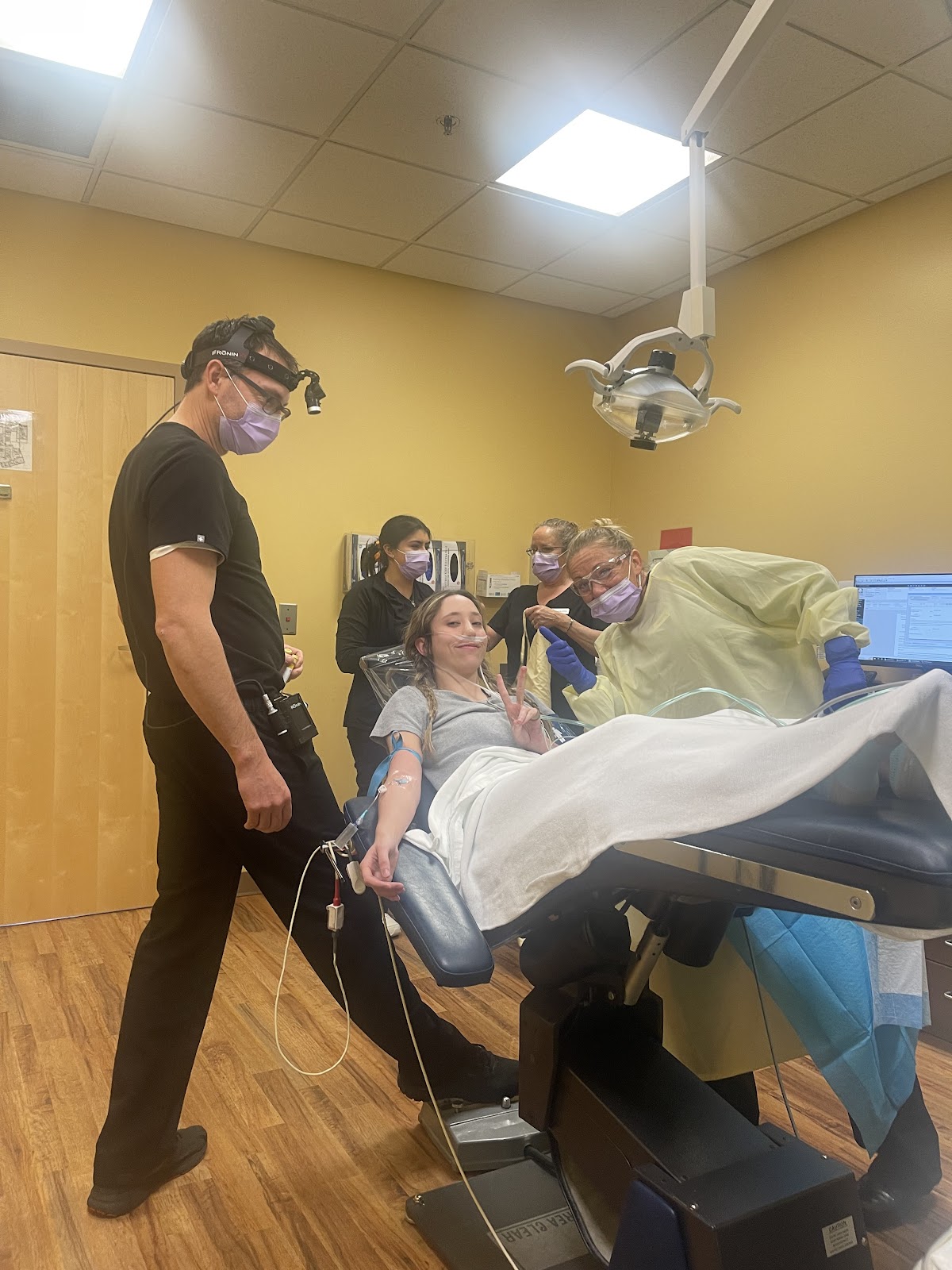 Oregon Oral Surgeons - Eugene photo 1