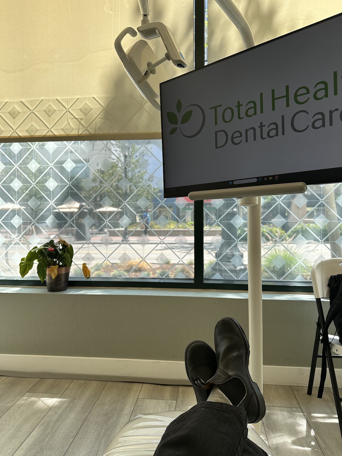 Total Health Dental Care - Rotunda Specialty Center photo 5