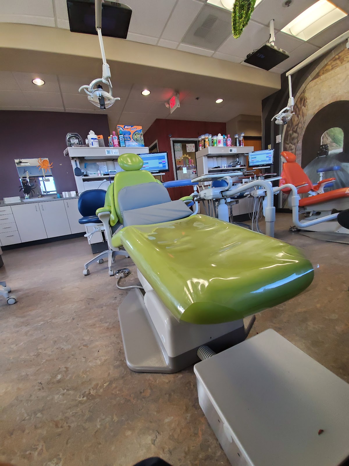 A Kidz Dental Zone photo 1