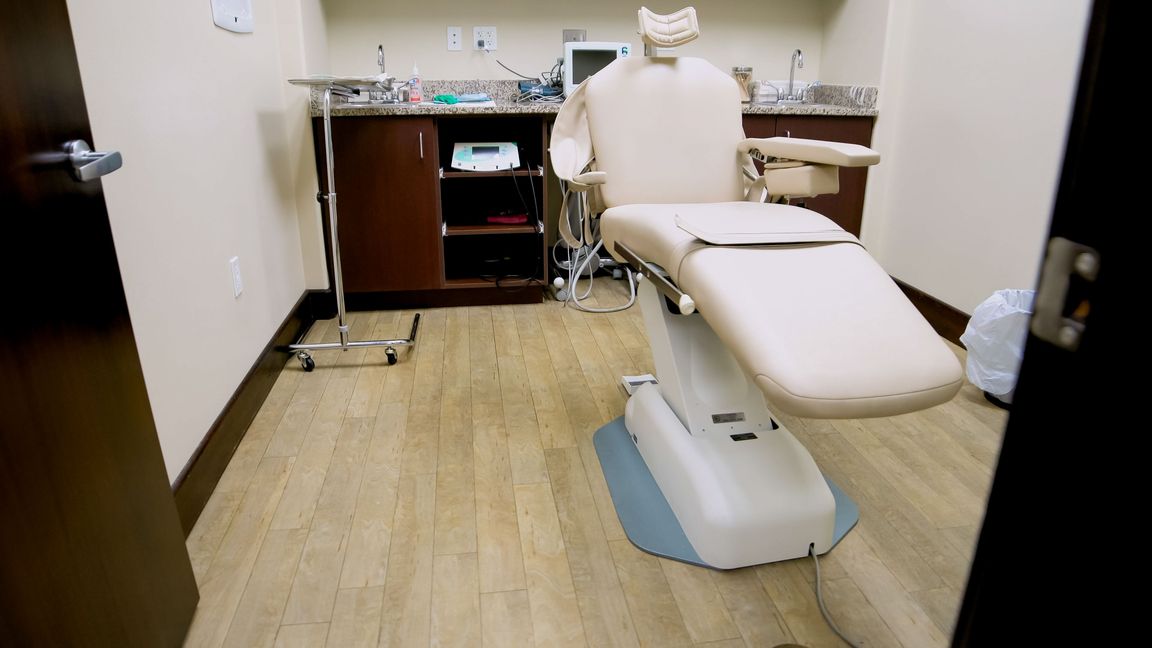 Tomeo, Tomeo & Rose Dental Implant & Oral Surgery Center photo 4