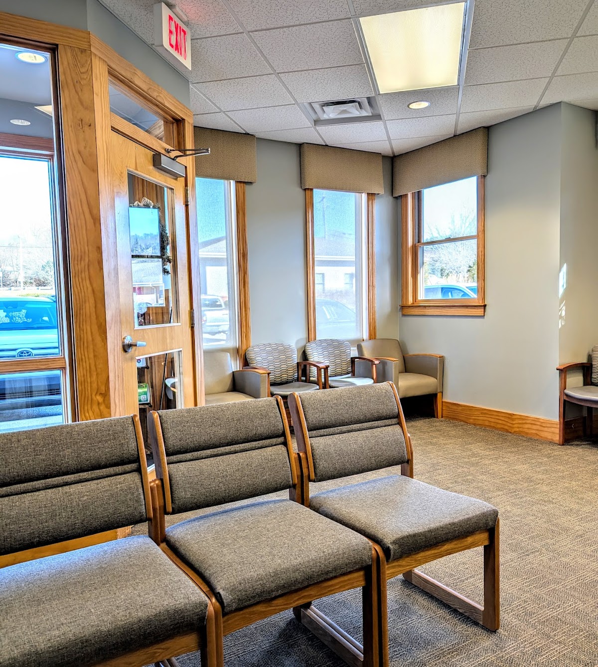 Rockcliff Oral and Facial Surgery & Dental Implants Center photo 5