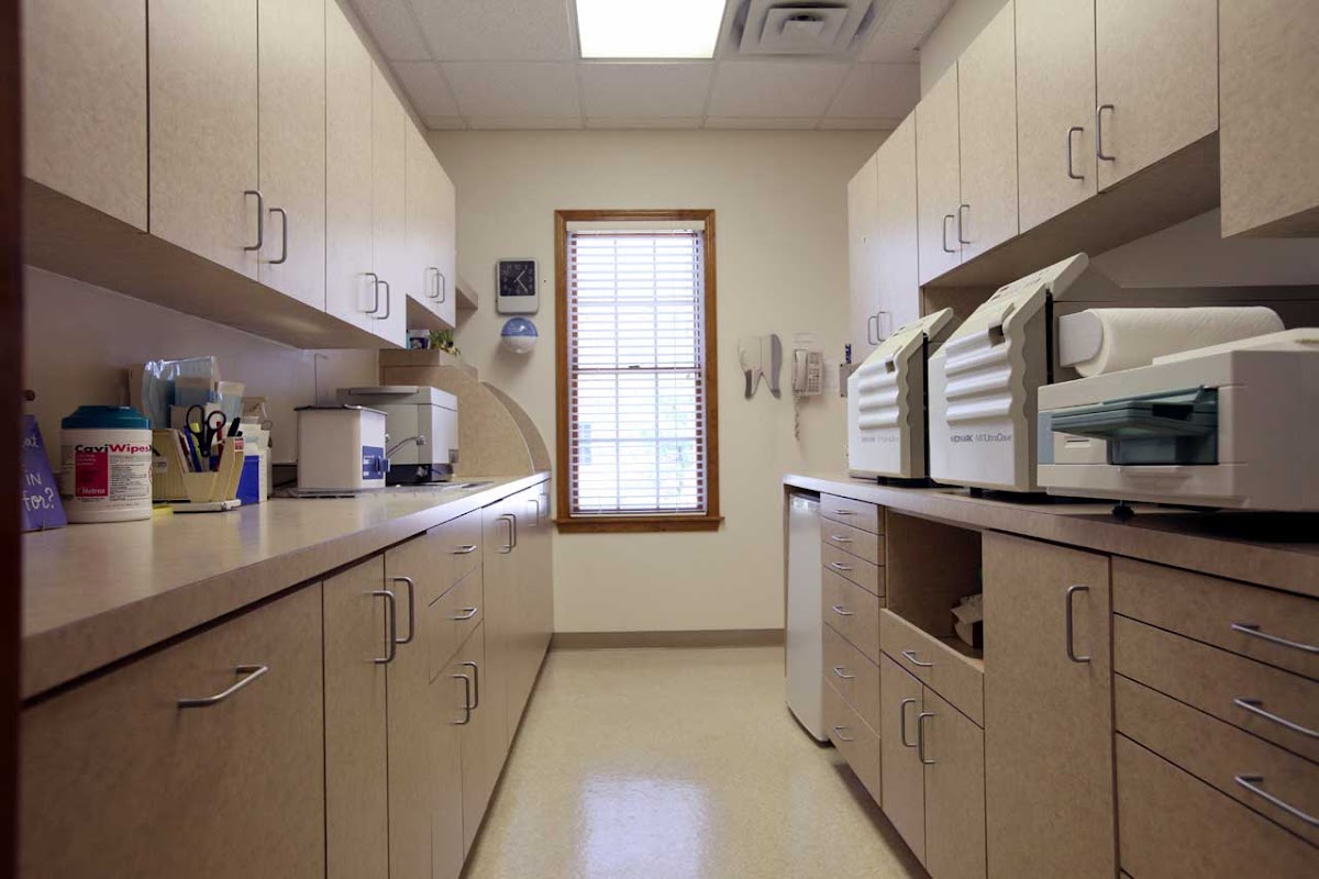Floral Vale Periodontics and Implants, P.C. photo 5
