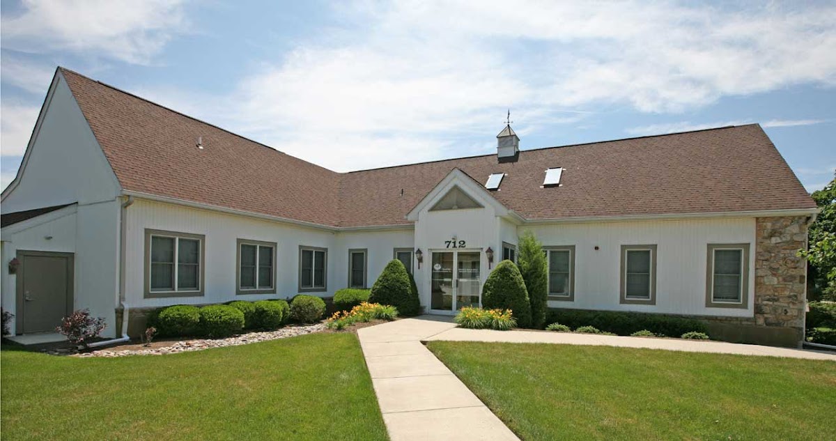 Floral Vale Periodontics and Implants, P.C. photo 6