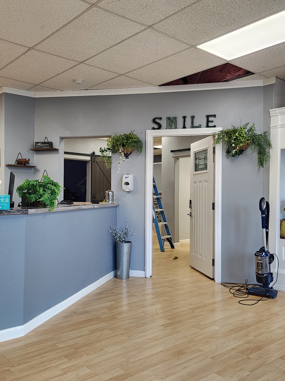 Sheeler Denture Clinic photo 1