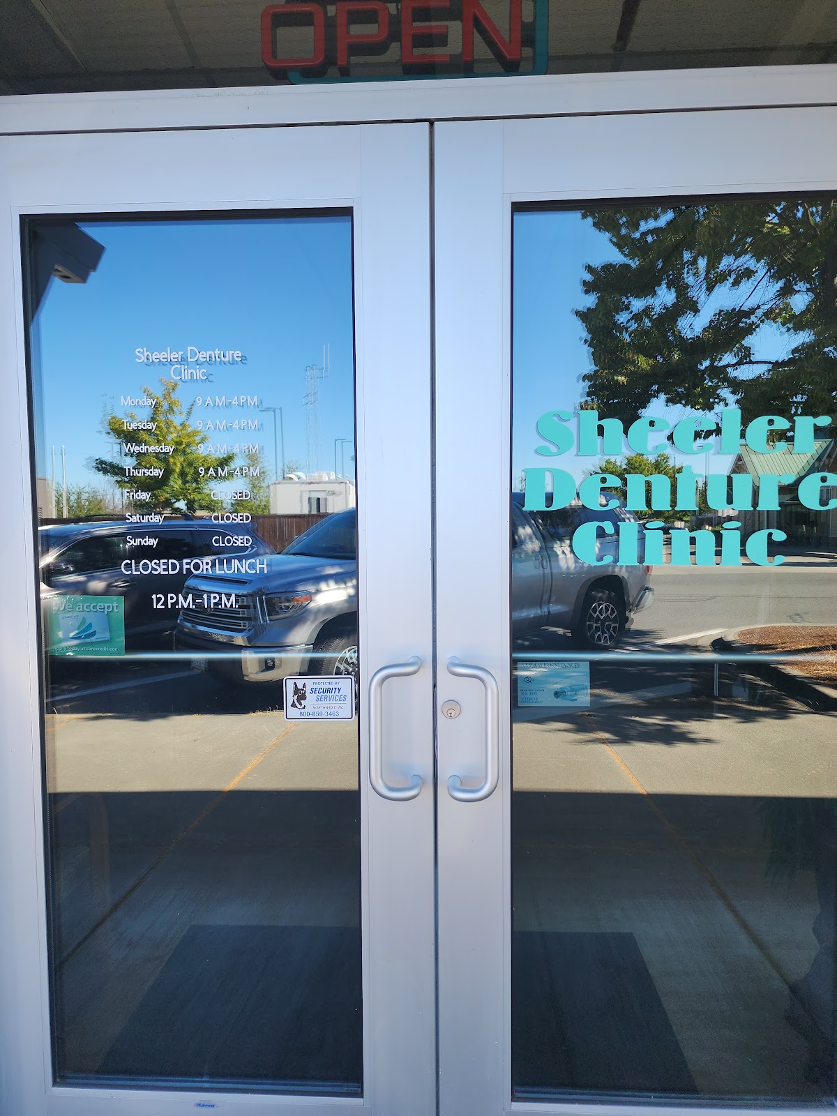 Sheeler Denture Clinic photo 4