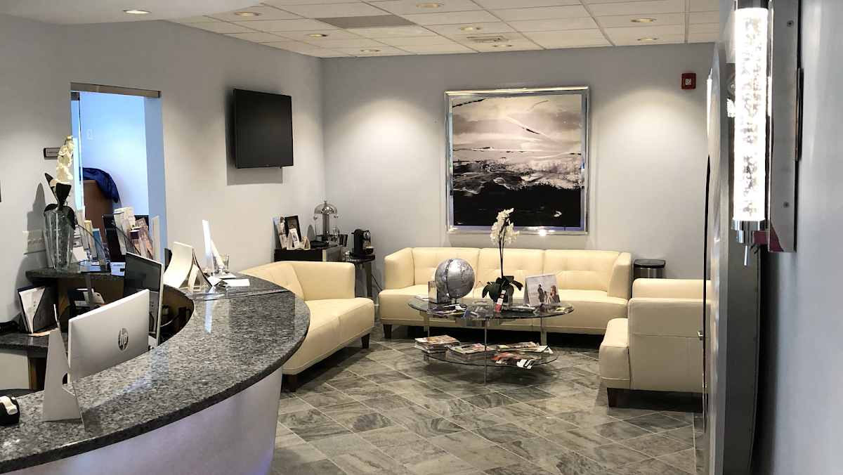Advanced Cosmetic & Implant Dentistry photo 1